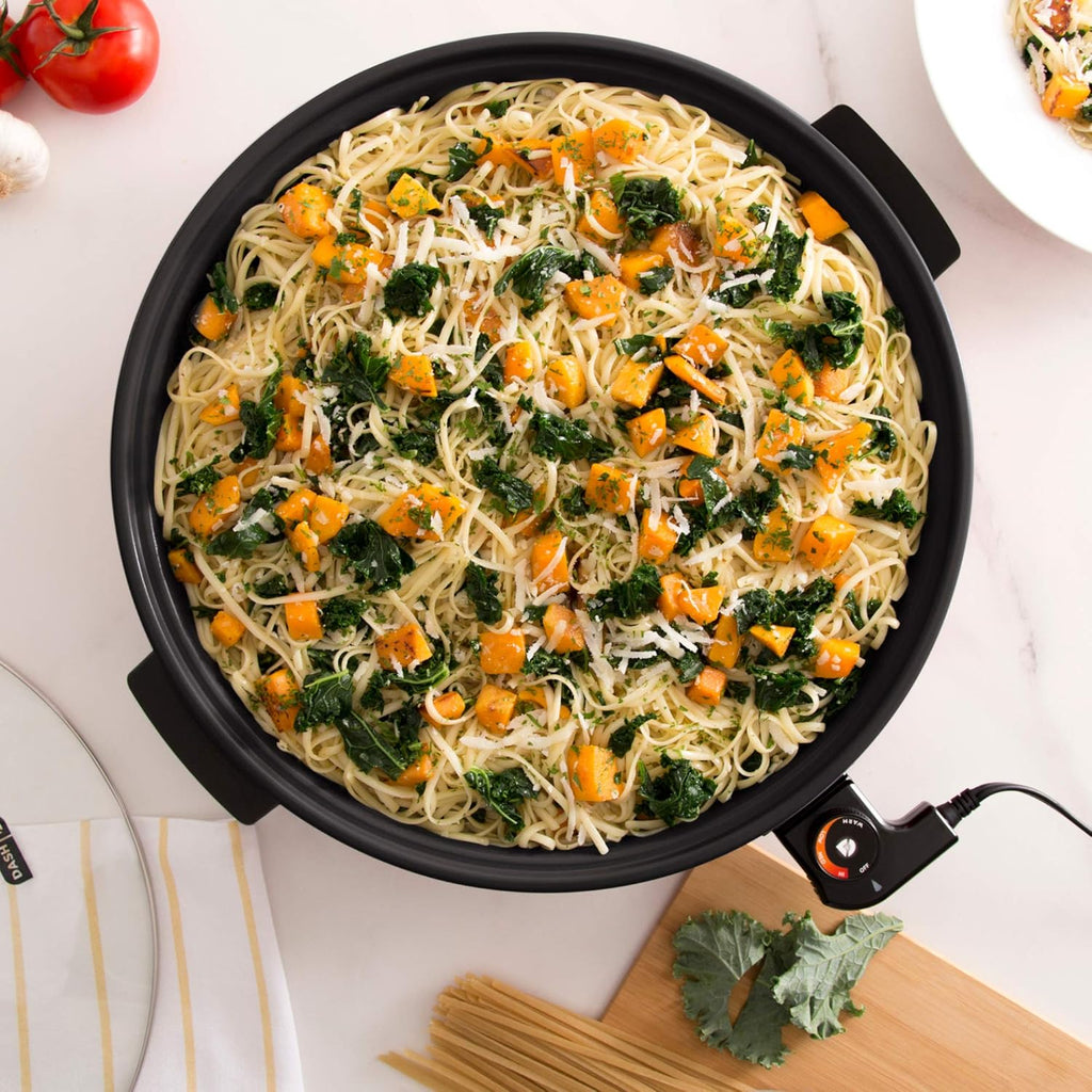 Family Size Electric Skillet with 14 Inch Nonstick Surface + Recipe Book for Pizza, Burgers, Cookies, Fajitas, Breakfast & More, 20 Cup Capacity, 1400-Watt - Black